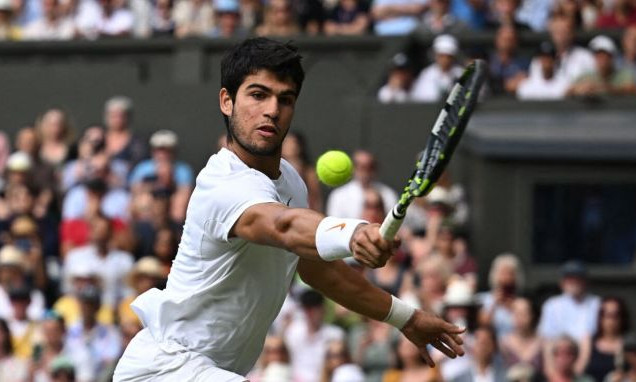 Alcaraz đấu Medvedev ở bán kết Wimbledon