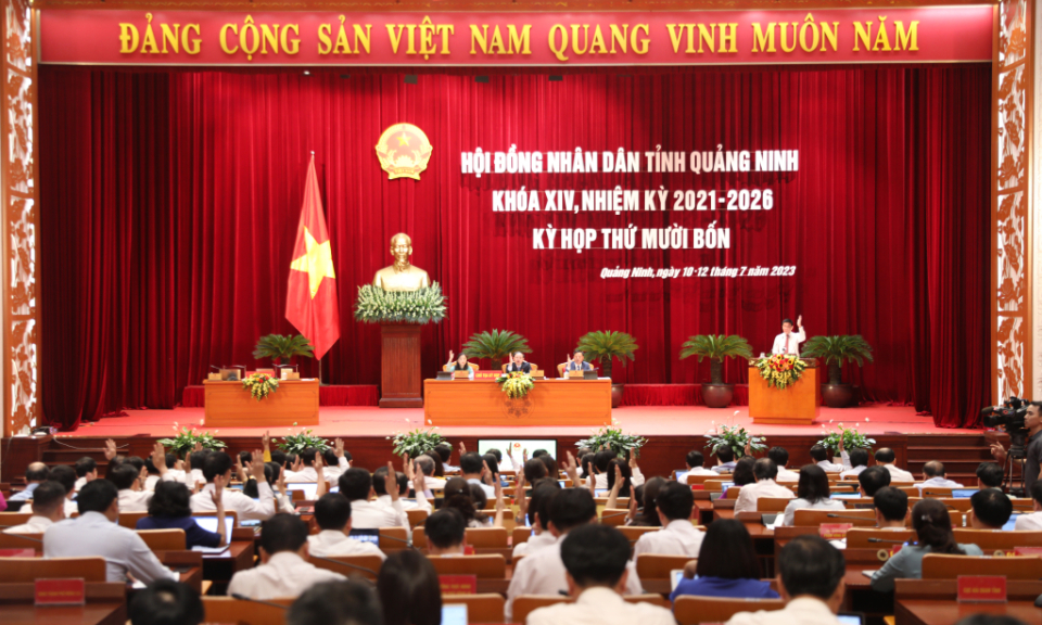 广宁省第14届人民议会第14次会议圆满闭幕