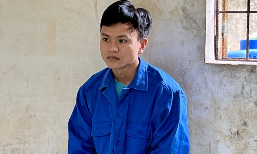Thuê ôtô tự lái mang cầm cố để trả nợ và đánh bạc