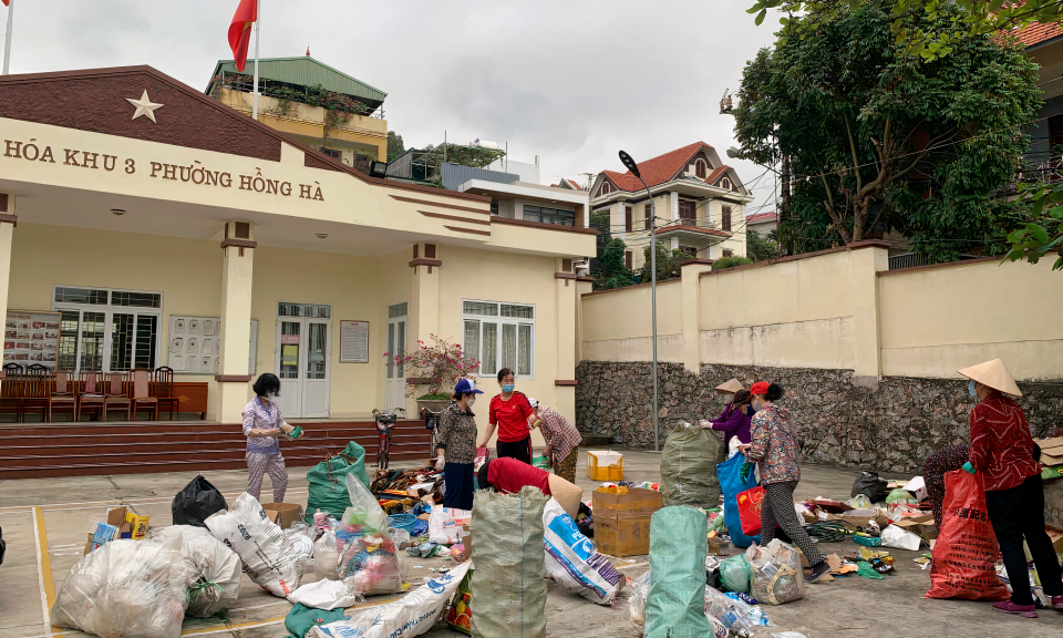 Phụ nữ Quảng Ninh thi đua làm theo lời Bác