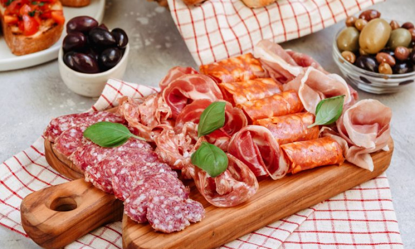 Hạn chế 7 loại thực phẩm này nếu cholesterol cao