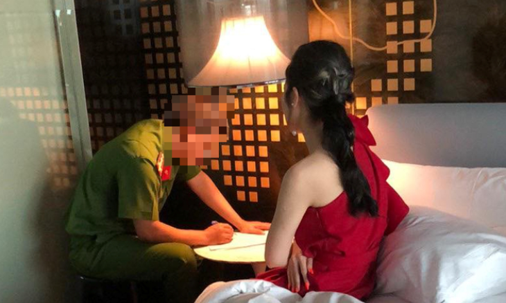 Bắt 2 đối tượng môi giới mại dâm