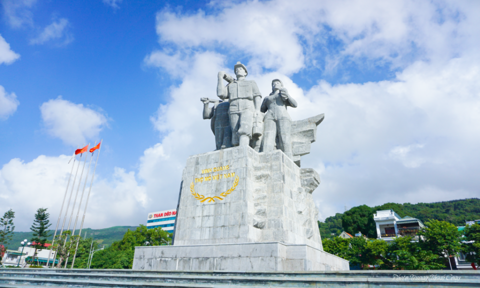 Mốc son Ngày Miền mỏ bất khuất