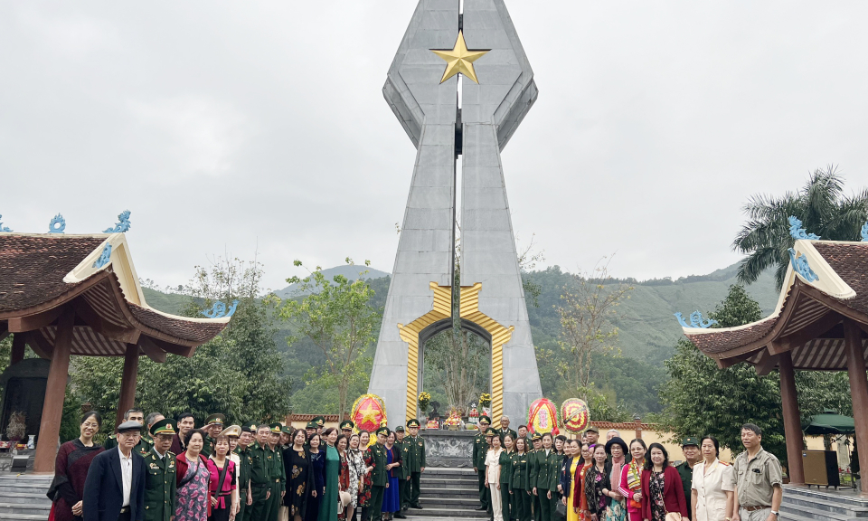 Bài ca vang mãi ngàn năm