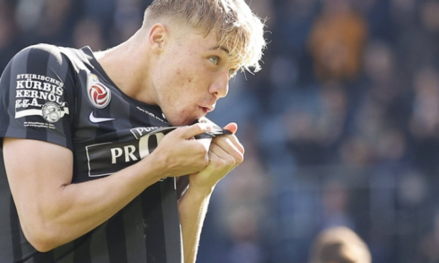 Man Utd chốt giá khủng chiêu mộ Rasmus Hojlund