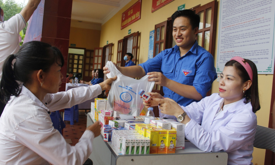 Xung kích vì cuộc sống cộng đồng