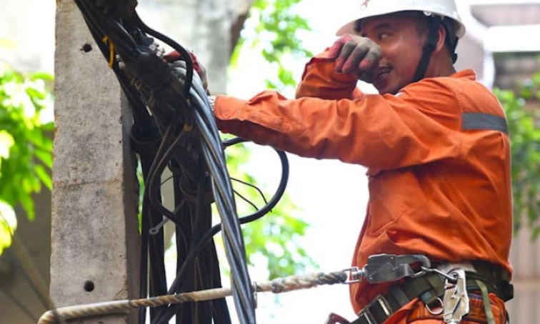 'Giá điện sẽ có tăng, giảm khi sửa cơ cấu bán lẻ bình quân'