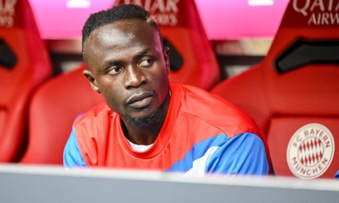 Mane sắp trở thành đồng đội của Ronaldo