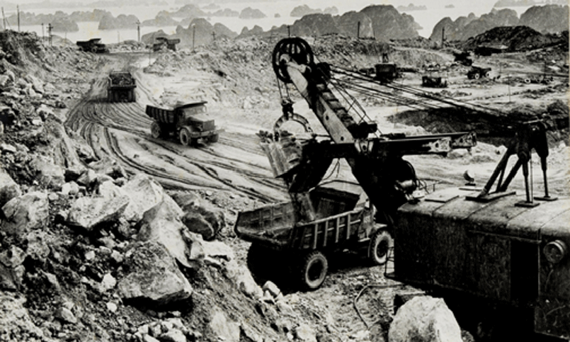 Ngày 01/01/1964, tỉnh Quảng Ninh đi vào hoạt động chính thức
