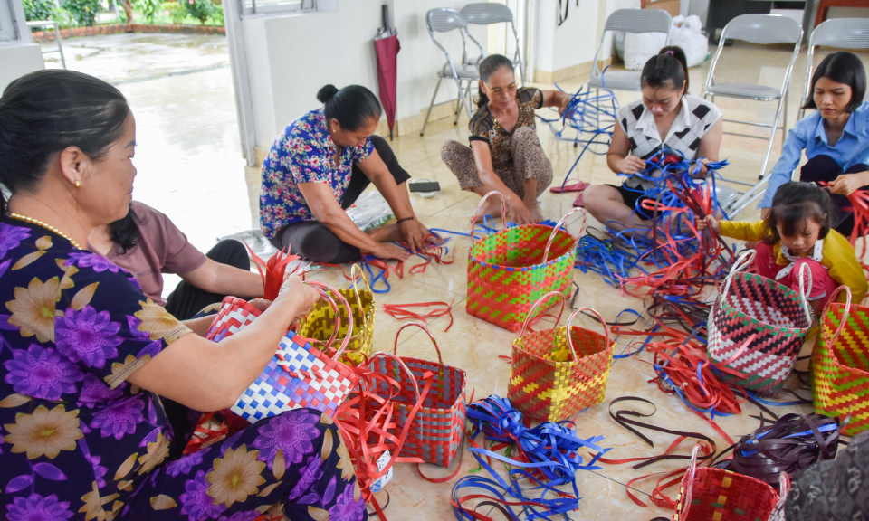 Đầm Hà: Mô hình "biến rác thành tiền" ở thôn Xóm Giáo