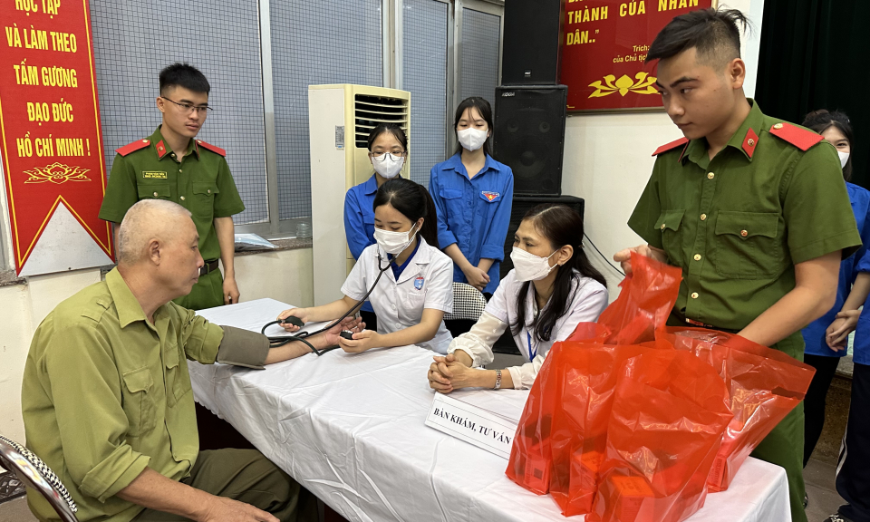 Tuổi trẻ Cẩm Phả tri ân