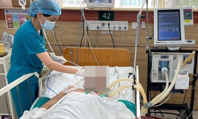 Nguy kịch vì sử dụng thuốc lá điện tử trộn ma túy