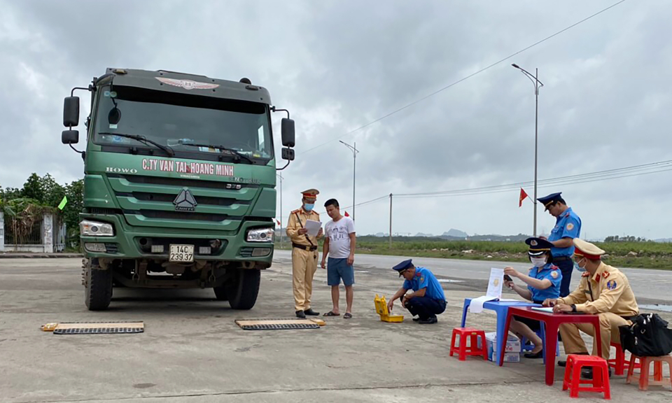 Nâng cao vai trò lực lượng TTGT trong xử lý vi phạm giao thông