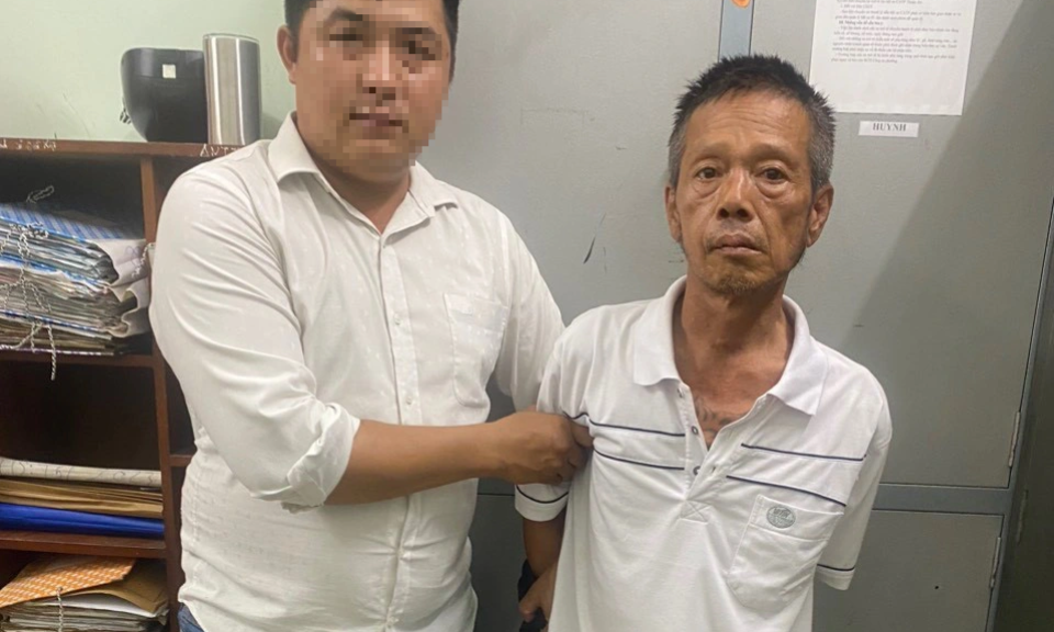 Phạm nhân trốn trại bằng xe máy và quần áo của cán bộ trại giam