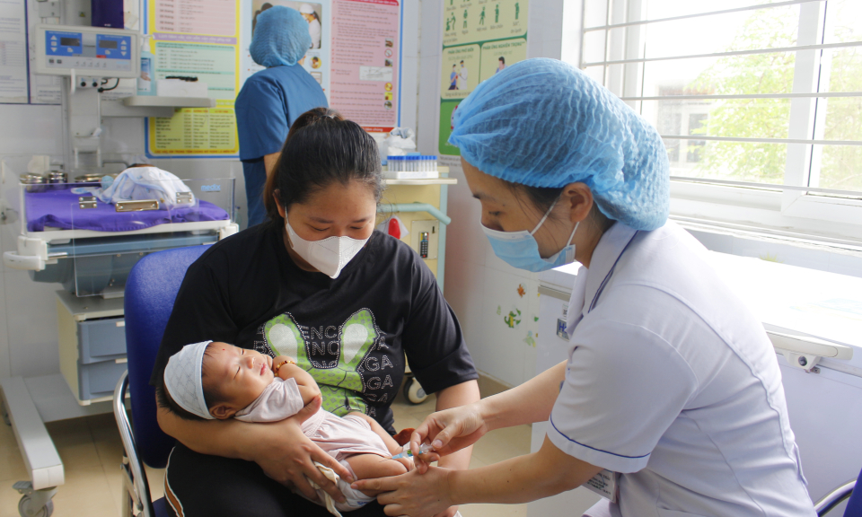 Vắc xin lá chắn cho sức khỏe