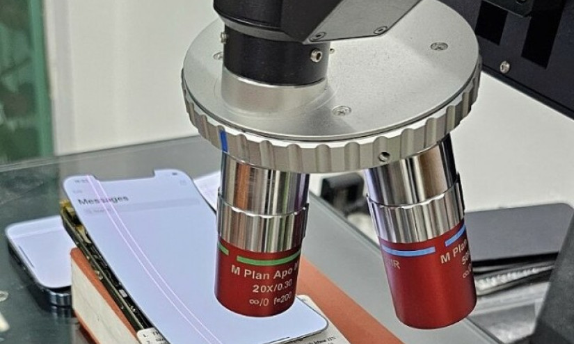 Sửa lỗi sọc màn hình iPhone bằng laser tại Việt Nam