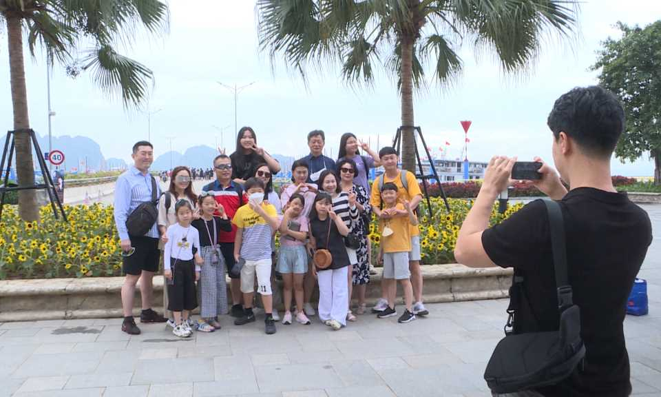 加强推介、开发韩国旅游客源市场