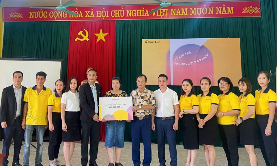 Sun Life chi trả quyền lợi bảo hiểm với số tiền hơn 4,6 tỷ đồng
