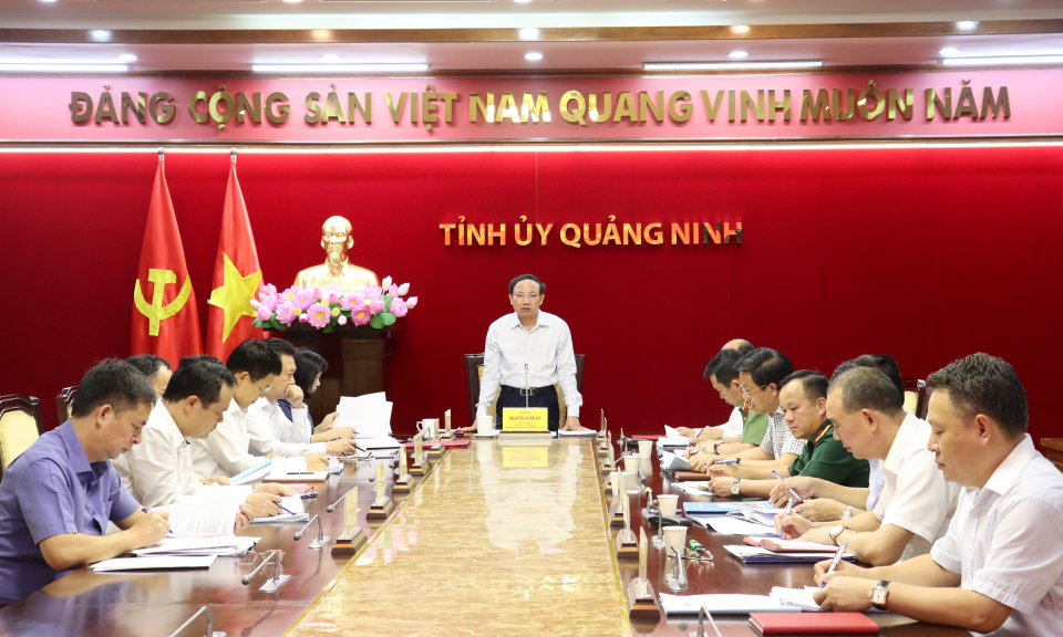 Tăng cường trách nhiệm của người đứng đầu cấp ủy, chính quyền cấp huyện, cấp xã trong phòng chống tham nhũng, tiêu cực