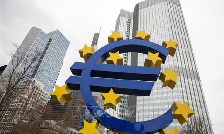ECB tăng lãi suất lần thứ 9 liên tiếp