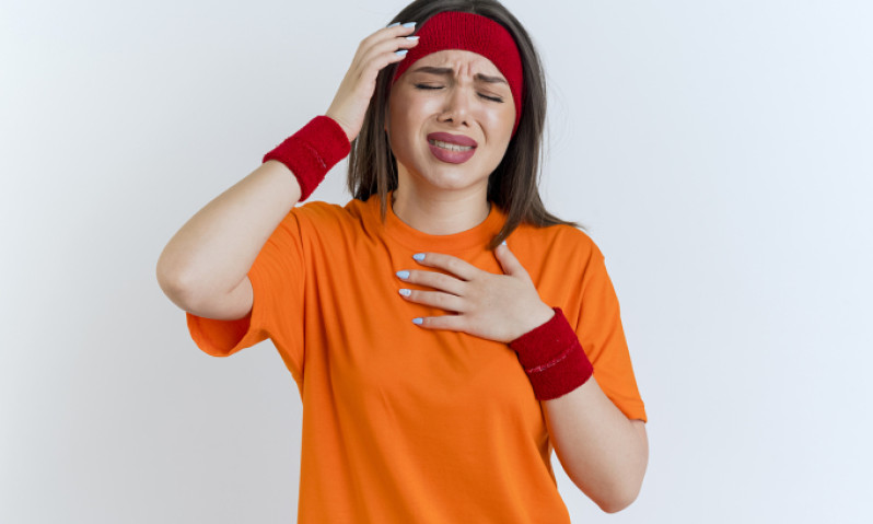 Nắng nóng, ô nhiễm làm tăng nguy cơ đau tim