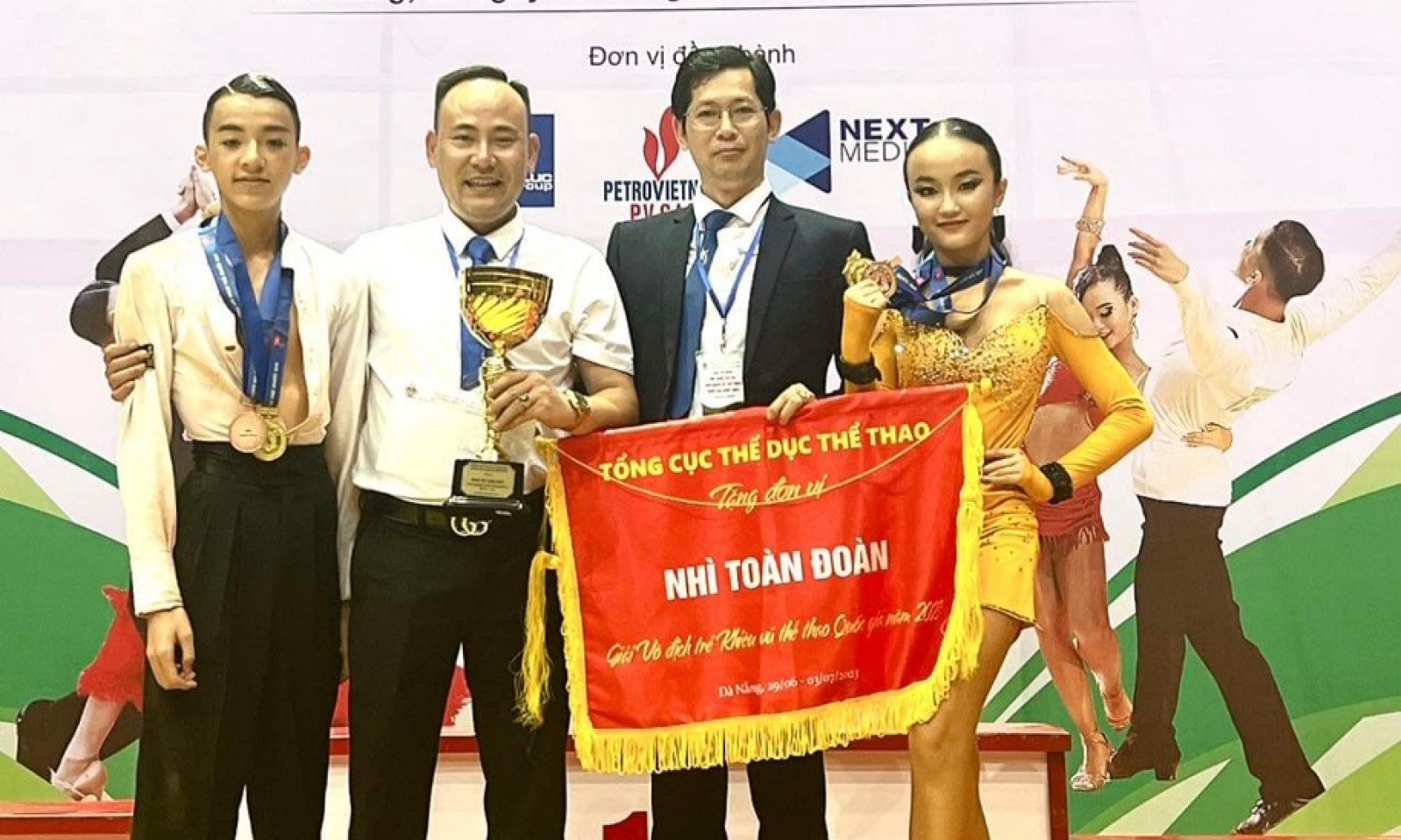 Những người tiên phong phát triển Dancesport ở Quảng Ninh 