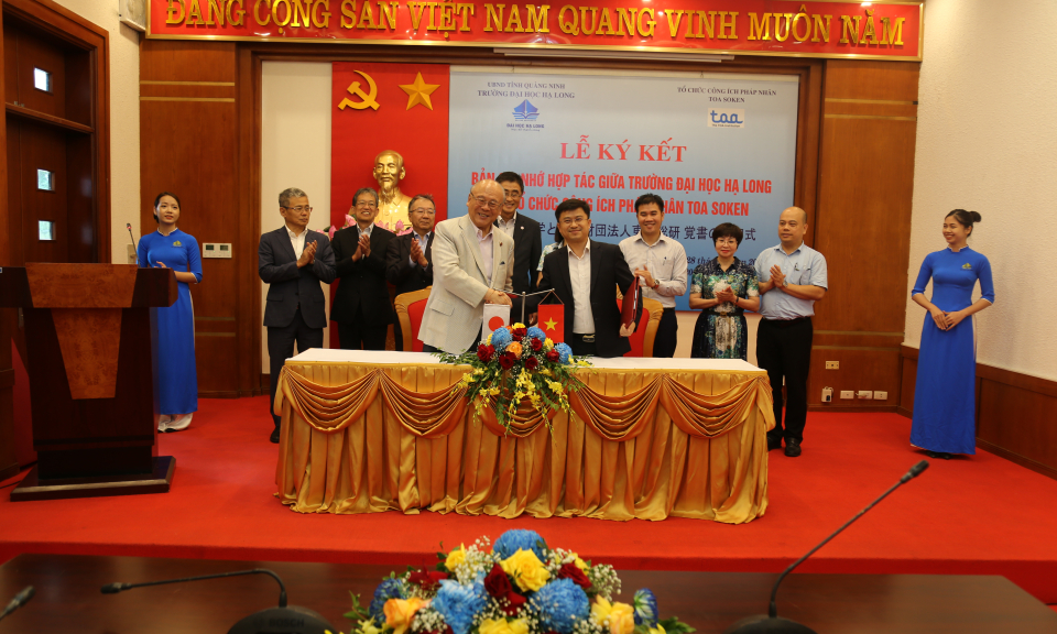 Lễ ký kết bản ghi nhớ hợp tác giữa trường Đại học Hạ Long và tổ chức công ích pháp nhân TOA SOKEN (Nhật Bản)