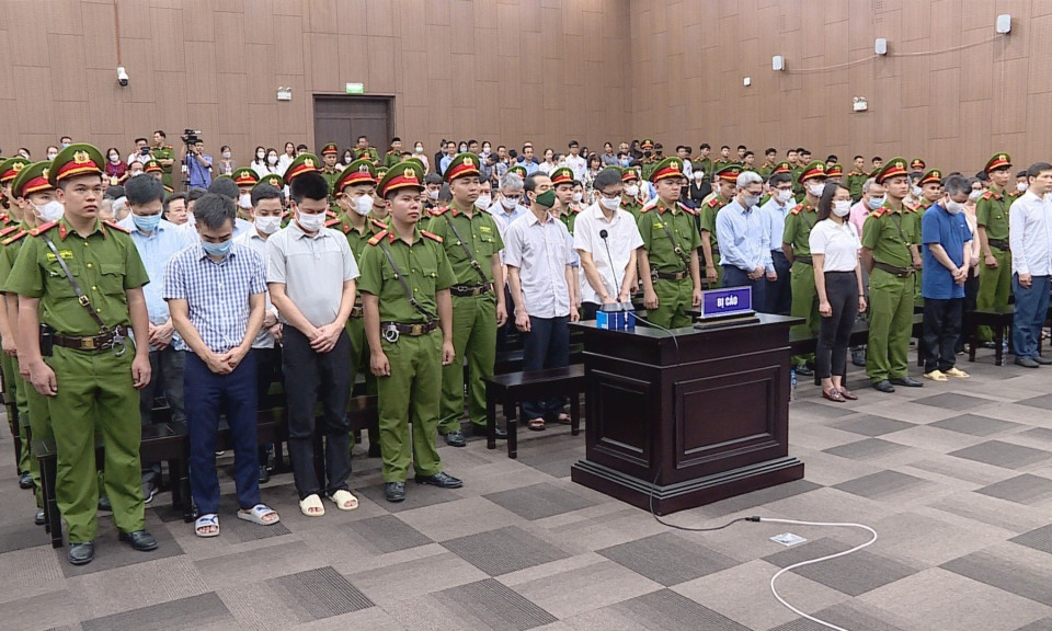 Cựu điều tra viên Hưng nhận án chung thân, cựu Thư ký Thứ trưởng Bộ Y tế thoát án tử