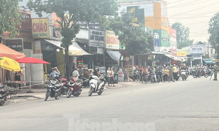 Người phụ nữ bán cá nghi bị hai thanh niên lạ mặt cắt cổ