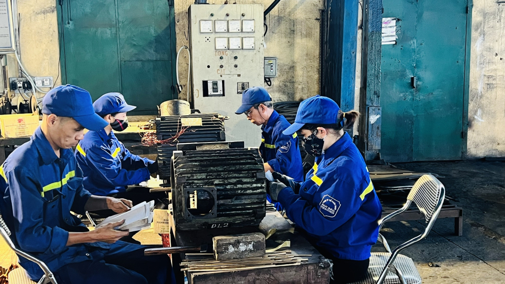 Từ đầu năm đến nay, phân xưởng Máy mỏ đã đảm nhận, sửa chữa nhiều bộ giá xích liên kết di động ZH800/16/24ZL.