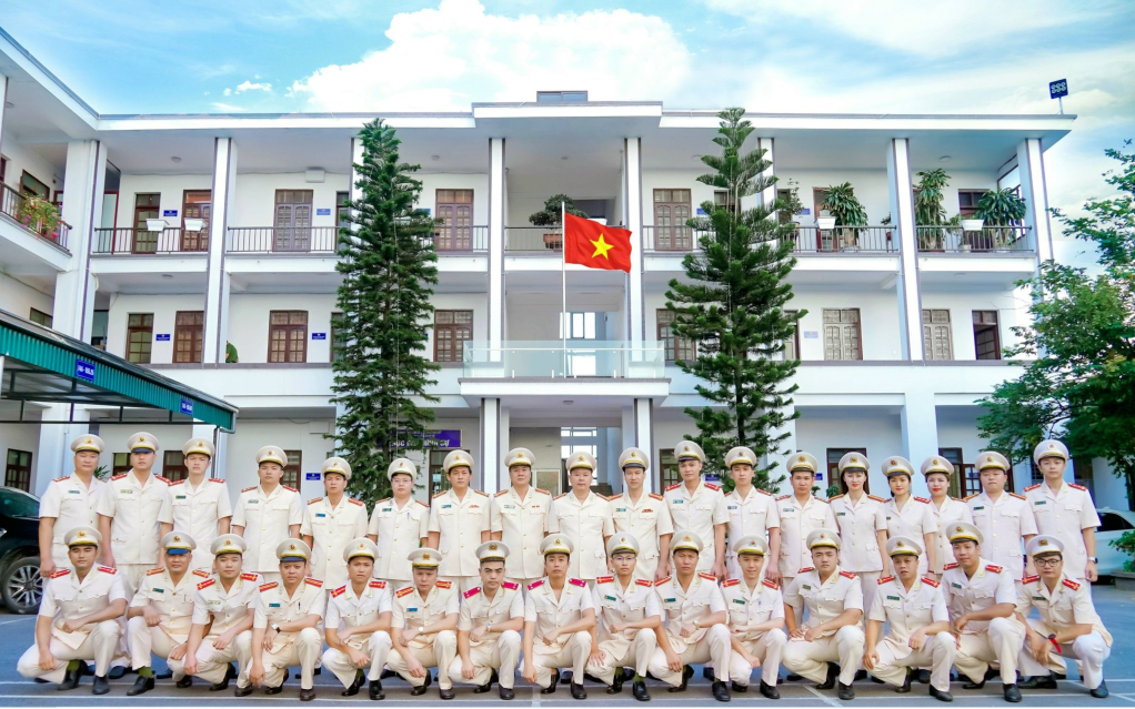 Tập thể Phòng Cảnh sát điều tra tội phạm về ma túy, Công an tỉnh Quảng Ninh.