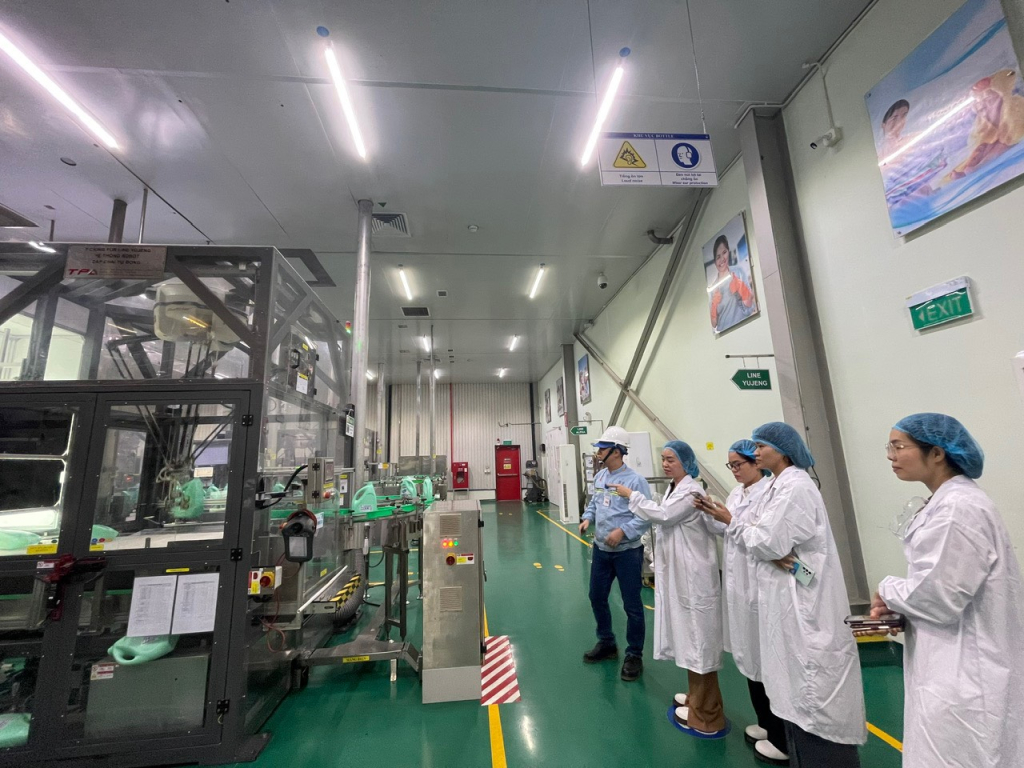 Đoàn công tác làm việc, khảo sát tại nhà máy Unilever Việt Nam thuộc KCN VSIP Bắc Ninh, ngày 23/8/2023.