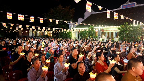 Đại lễ Vu Lan (Phật lịch 2567 – Dương lịch 2023) tại  thu hút đông phật tử tham dự.