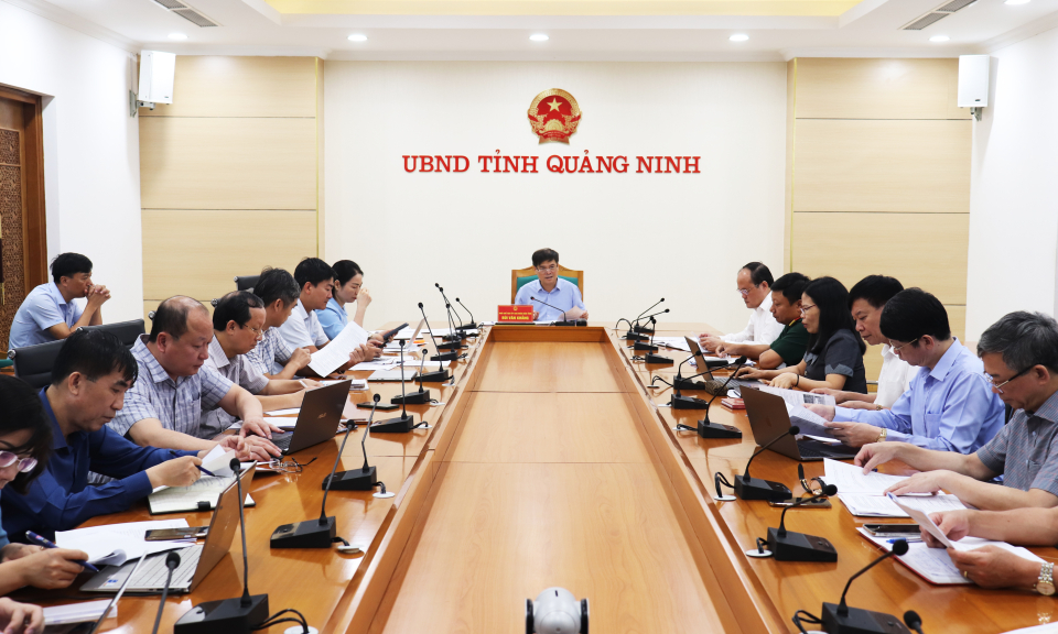 UBND tỉnh nghe báo cáo chuẩn bị Lễ kỷ niệm 60 năm ngày thành lập tỉnh