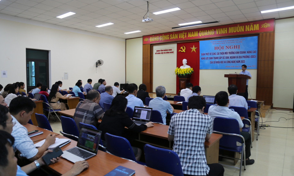 Sở KHCN: Quán triệt về cải cách hành chính, nâng cao chỉ số DDCI