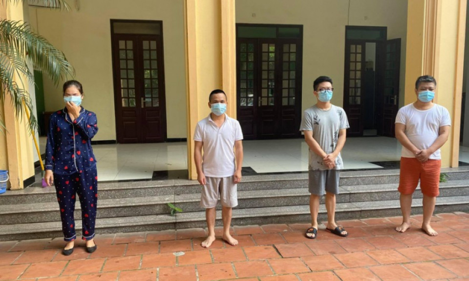 Đe dọa Hiệu trưởng cưỡng đoạt 180 triệu đồng, nhóm cộng tác viên báo chí lĩnh 23 năm tù