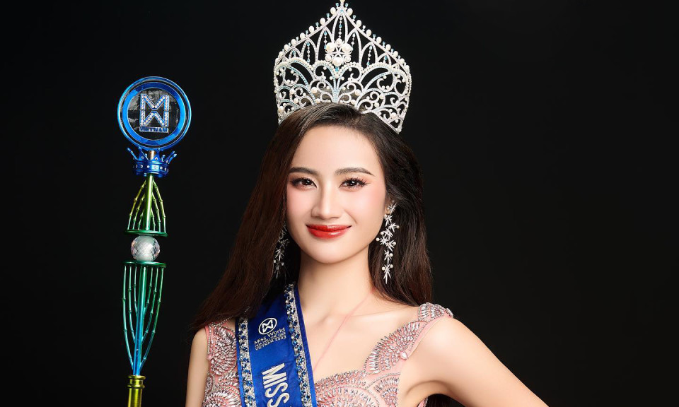Hoa hậu Ý Nhi bị tẩy chay và giới hạn về sự hà khắc của dư luận