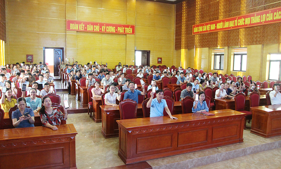 Hải Hà: Tích cực tham gia Cuộc thi trắc nghiệm tìm hiểu "Quảng Ninh 60 năm xây dựng và phát triển" (Đợt 2)