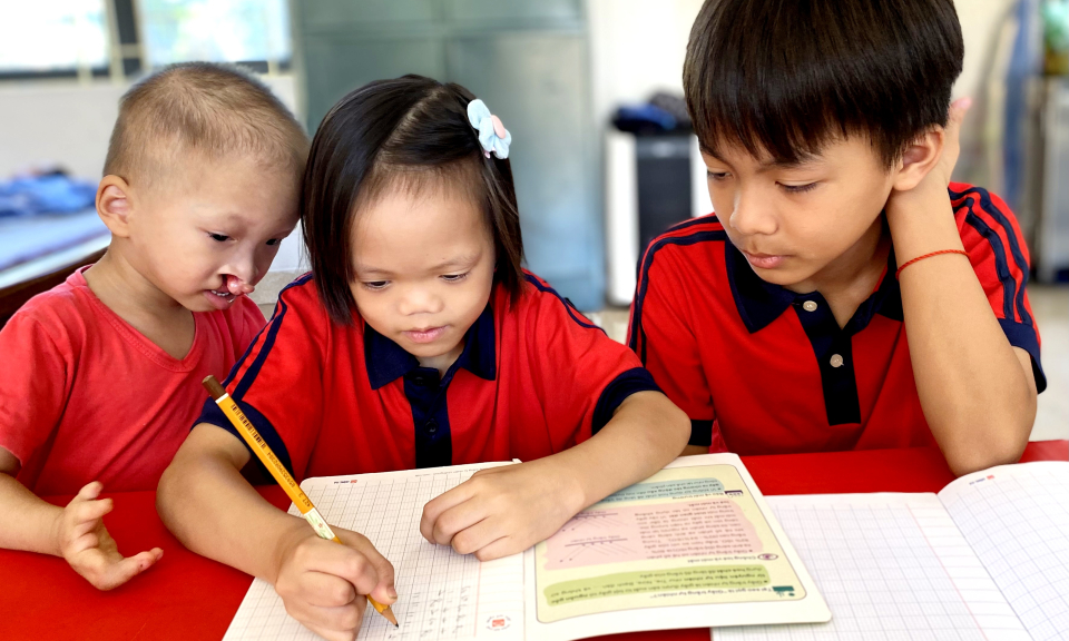 Một ngày ở Khoa chăm sóc đặc biệt
