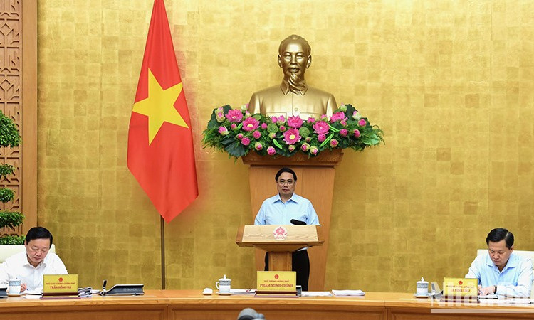 Thủ tướng Phạm Minh Chính: Theo dõi chặt mọi diễn biến, phản ứng chính sách kịp thời, linh hoạt