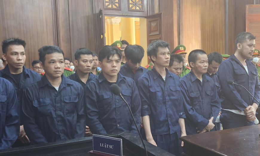 Băng nhóm làm giả giấy tờ quy mô lớn lãnh án