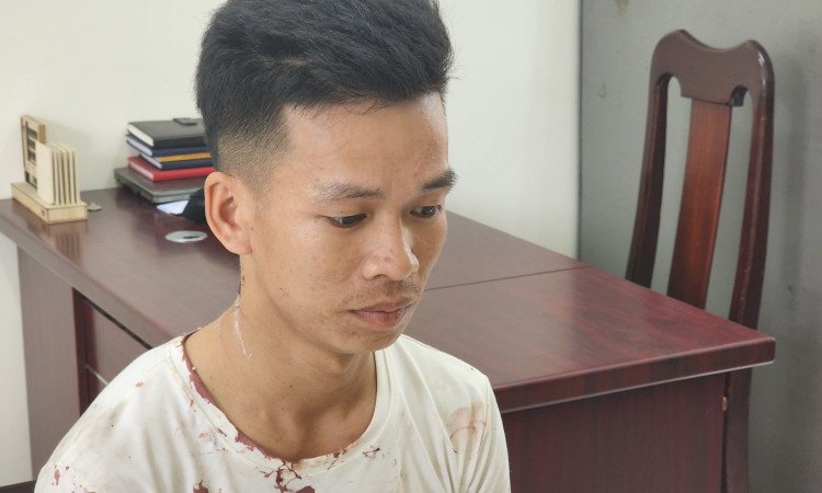 Bắt đầu bếp chém người yêu vì ghen tuông