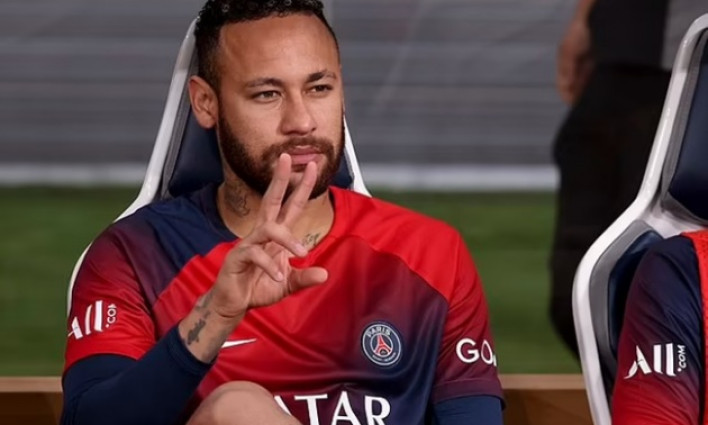 PSG đón cú sốc Neymar, Chelsea chớp lấy cơ hội