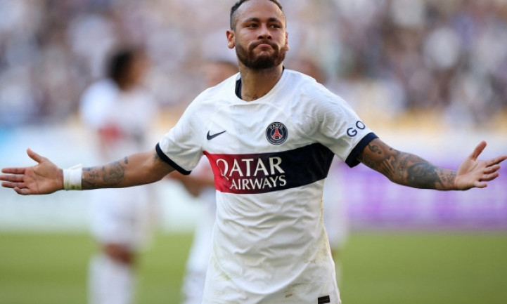 Xavi phá vỡ im lặng về thương vụ Neymar