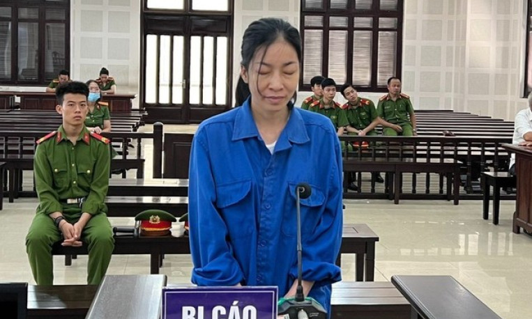 Nữ giảng viên đại học đổ xăng đốt chồng vì mâu thuẫn phân chia tài sản