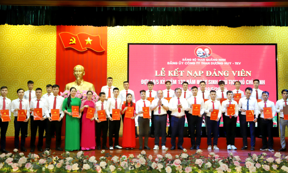 Đảng ủy Than Quảng Ninh: Nâng cao chất lượng công tác giáo dục chính trị, tư tưởng