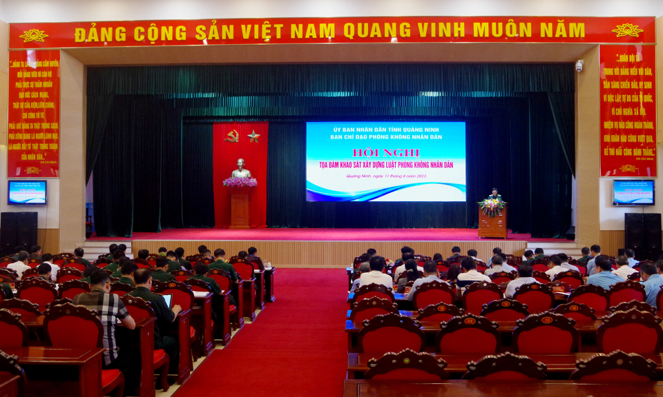 Tọa đàm, khảo sát xây dựng Luật Phòng không nhân dân