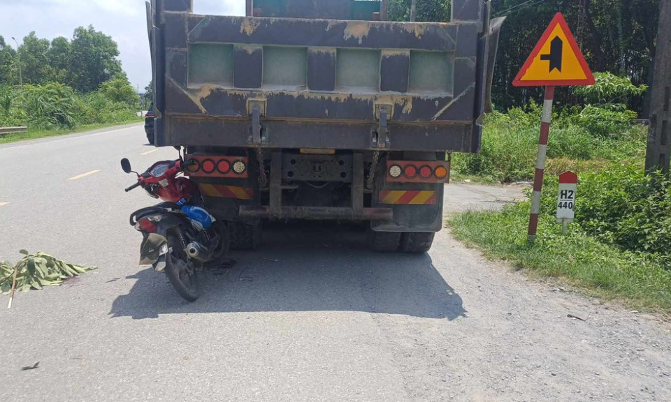 Liên tiếp xảy ra 2 vụ TNGT trên đường Hồ Chí Minh, 2 người bị thương nặng