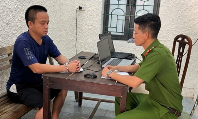 Mang dao đến nhà ‘tình địch’ rồi chém hai phụ nữ