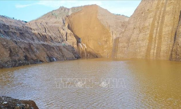 Tìm thấy 19 thi thể trong vụ sạt lở mỏ ngọc bích ở Myanmar